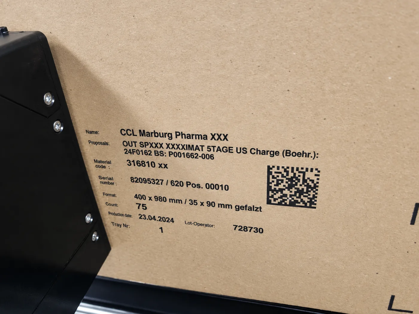RNJet 72 QR code printed on a carton